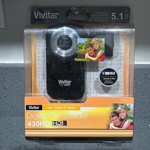 2012 Vivitar Digital Camcorder 430HD 4x Zoom 5.1 Mega Pixels 1.8 Screen Hi Def